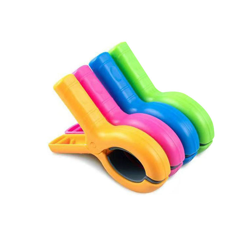 4/8-piece beach towel clips: for beach chairs, pool, cruise. Heavy-duty, strong, also works as clothes pins.